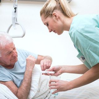 La figura professionale dell'Oss compie vent'anni. Cambiamenti e normativa forse da rivedere?