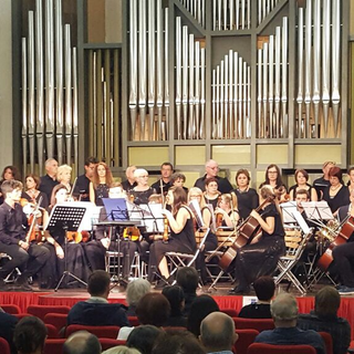 L'Orchestra sinfonica Junior Classica si esibisce al Santuario del Portone di Asti