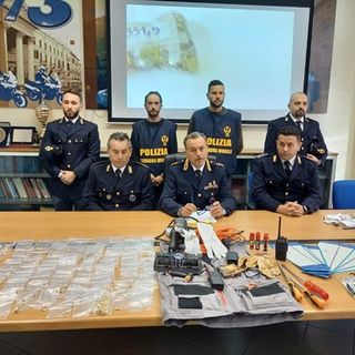 Si fingevano poliziotti e carabinieri per rubare oro e argenteria: la banda dei &quot;sinti&quot; colpiva anche ad Asti