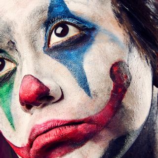 Questa sera, alla biblioteca di Viarigi, un viaggio all'interno del mondo dei clown