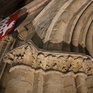 Un particolare della collegiata di San Secondo (Merphefoto)