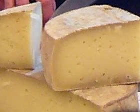 Escherichia coli 'Stec' nel formaggio da taglio Ossolano DOP. Esselunga ritira un lotto