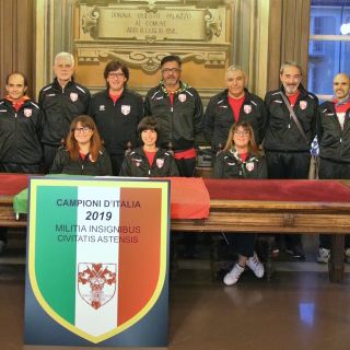 Il gruppo “Militia Insignibus Civitates Astensis” ricevuto dal sindaco Rasero