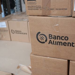 Sugli scaffali del Banco Alimentare non c’è più cibo per i bisognosi