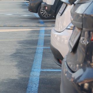 Torna la sosta gratuita, ad Asti per il periodo pre-natalizio, nei parcheggi delle zone a corona