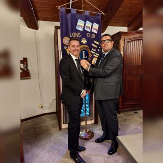 Passaggio di consegne al Lions Club Alfieri. Walter Valente passa il testimone a Paolo Perucca