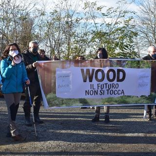 Una recente passeggiata per protestare contro la realizzazione della pista