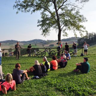 Torna a Villafranca la &quot;Pedalata Magnifica&quot;: alla scoperta delle colline astigiane tra natura e teatro