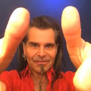 Questa sera alle 19 per &quot;Mezz'ora sola ti vorrei&quot;, ospite di Chiara Buratti, Piero Pelù