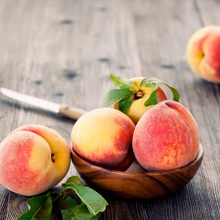 Coldiretti Asti, i prezzi della frutta registrano riduzione del 4,9%, a causa del clima