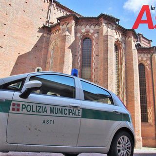 Fermato dagli agenti di Polizia Municipale uomo che stava per rubare in una farmacia di Asti