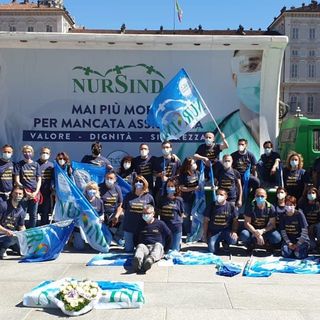 Immagini della protesta degli infermieri aderenti al Nursind Piemonte