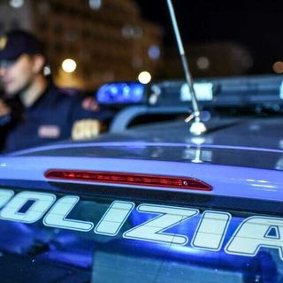 &quot;Prima ho litigato con una persona&quot;: 24enne fermato con altri due uomini con un bastone di 75cm