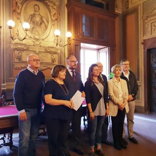 75 quintali di alimenti, 150 volontari, 18 supermercati e negozi coinvolti, 500 chili di cibo per animali