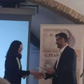 Studentessa del liceo classico Alfieri di Asti vince concorso di poesia a Tortona