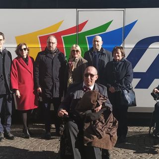 Bus turistici a misura di disabilità. Asp presenta 4 nuovi mezzi [VIDEO]