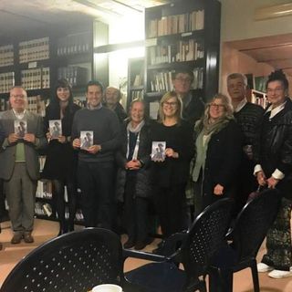 Gli autori locali si presentano a Castelnuovo Belbo. Sabato 7 dicembre è stato il momento di Manola Aramini