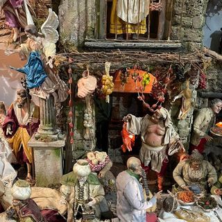 Nella chiesa di San Martino ad Asti inaugurata la mostra “Quando nascette Ninno - Curiosità e aneddoti sul presepe napoletano, i suoi ‘pastori’ e la città di Napoli&quot;