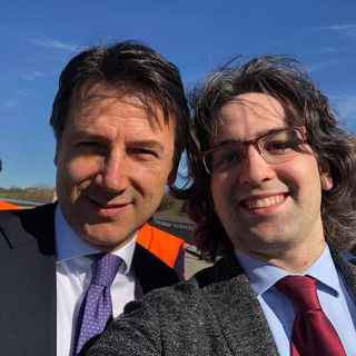 L'onorevole Romano ai tempi del suo &quot;idillio&quot; con il premier Conte