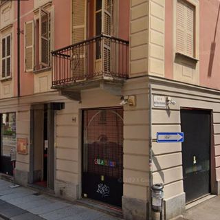 Rapina con un coltello una sala gioco in corso Alfieri: arrestato dai Carabinieri un cingalese di 35 anni