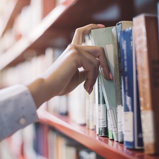 La Biblioteca di Bubbio raccoglie testi, pensieri o barzellette per un evento culturale