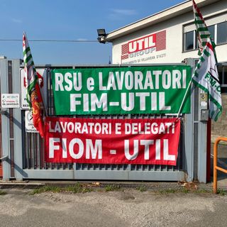 Sciopero alla Util di Villanova d'Asti, dopo la dichiarazione di 25 esuberi [FOTO]