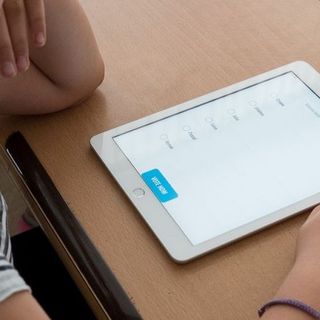 Piano straordinario per la didattica online. La Regione impegna 32milioni di euro per collegare scuole a studenti