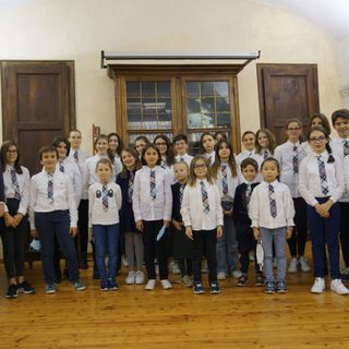 Il coro delle voci bianche dell'istituto di musica Verdi di Asti con l'orchestra sinfonica Rai in 'Beatrice'