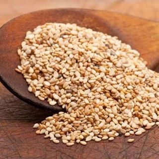 Richiamati numerosi lotti di sesamo e cereali per possibile presenza di una sostanza tossica e irritante
