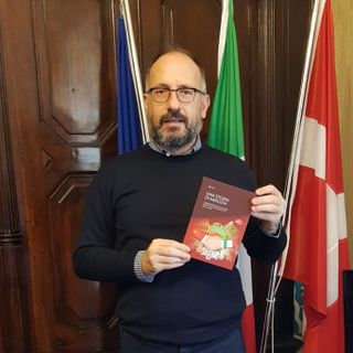 Anche il saluto del sindaco Rasero nel libro &quot;Una storia di amicizia&quot;, per il 50esimo anniversario di relazioni diplomatiche Cina-Italia