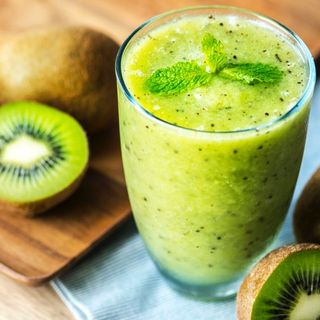 Uno Smoothie Detox speciale per recuperare energia, forma fisica e giovinezza in tre giorni