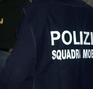 Estorsione: la polizia arresta in flagranza, in centro ad Asti, un venticinquenne