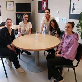 Gli studenti del liceo curvatura Biomedica nel reparto di Cardiologia dell’Ospedale di Asti