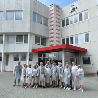 Gli studenti del master specialistico marketing e sostenibilità dell'agroalimentare in visita da Inalpi di Moretta