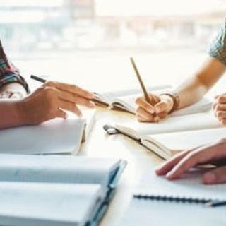 Venerdì la cerimonia di consegna di due borse di studio presso la Fondazione CrAsti
