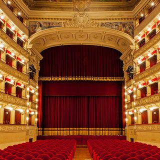 Otto giovani artisti emergenti del territorio espongono al Teatro Alfieri di Asti