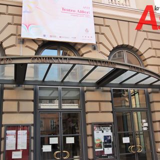 Questa sera si &quot;fa luce&quot; sul mondo del teatro con l'iniziativa nazionale di U.N.I.T.A.