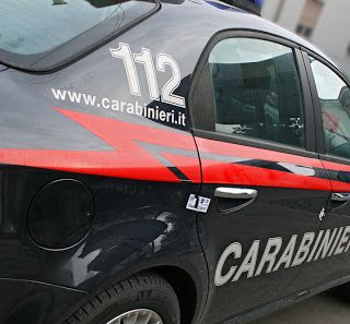 Distrugge casa dei genitori e uccide barbaramente il loro cane: giovane arrestato dai Carabinieri di Canelli