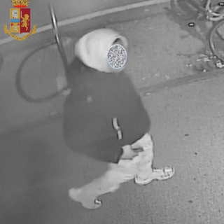 È residente nell'Astigiano il 17enne accusato di aver stuprato una ragazza nel campus di Torino