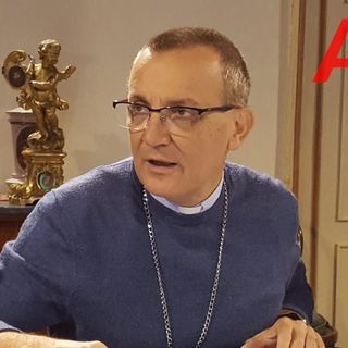 Mons. Marco Prastaro (foto archivio)