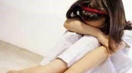Sessantenne astigiano indagato per ripetuti abusi ai danni della figlia oggi diciassettenne