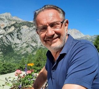 Inoltrato più volte e intelligenza artificiale Inoltrato più volte e intelligenza artificiale