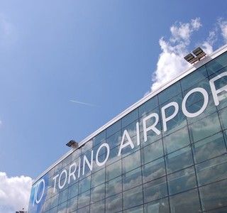 Trapianti nella nebbia: tra voli dirottati e ritardi, il sistema sanitario del Piemonte salva vite