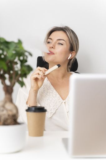 Vaping: un’alternativa moderna al fumo tradizionale Vaping: un’alternativa moderna al fumo tradizionale