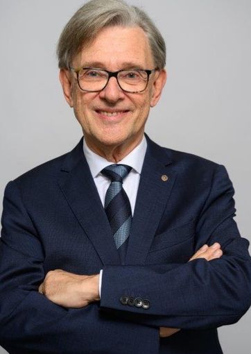 Il governatore eletto Luigi Gentile