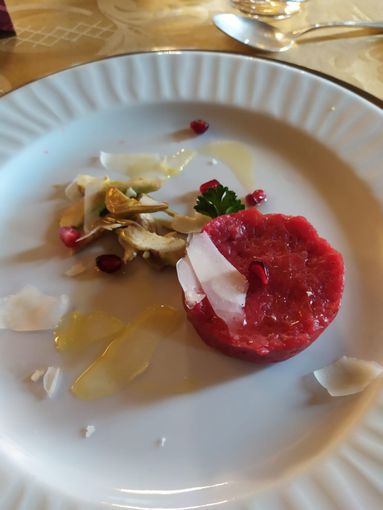 Un bel piatto di carne piemontese Un bel piatto di carne piemontese