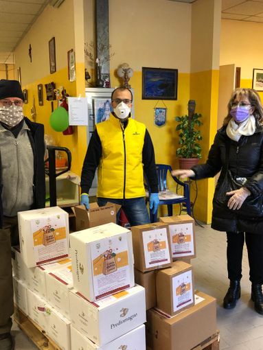 Coldiretti Asti ha effettuato la prima consegna della “Spesa Sospesa” alla mensa sociale di Asti Coldiretti Asti ha effettuato la prima consegna della “Spesa Sospesa” alla mensa sociale di Asti