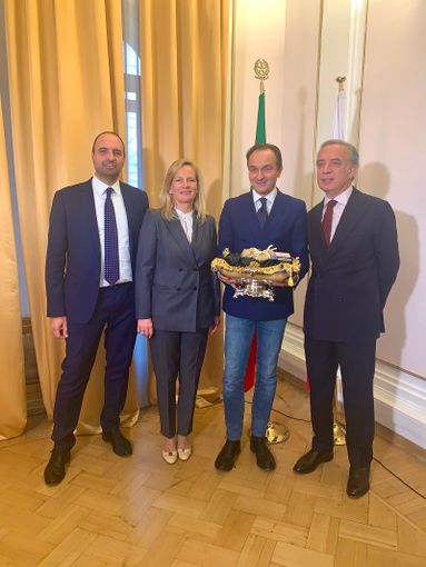 Mauro Carbone  Karen Terracciano on. Alberto Cirio