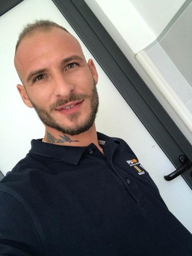 Foto tratta dal suo profilo Facebook Foto tratta dal suo profilo Facebook