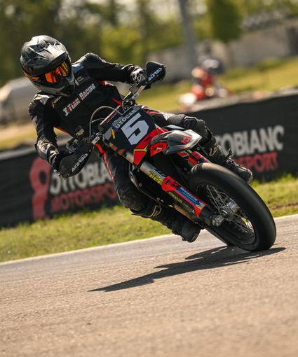 Moto club Alfieri: weekend di fuoco, ma pioggia di podi